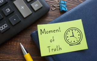 The Moments of Truth: How you can influence your customers' purchasing decisions with your content!